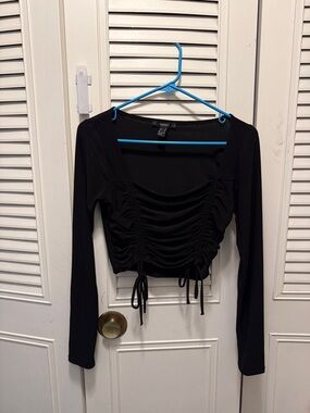 Forever 21 Black Ruched Tie-Front Long Sleeve Crop Top
